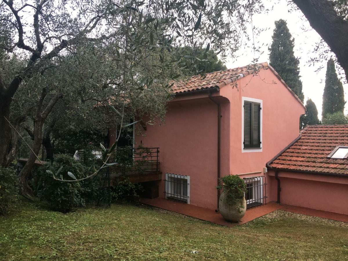 La Casa Di Fedra Βίλα Imperia Εξωτερικό φωτογραφία