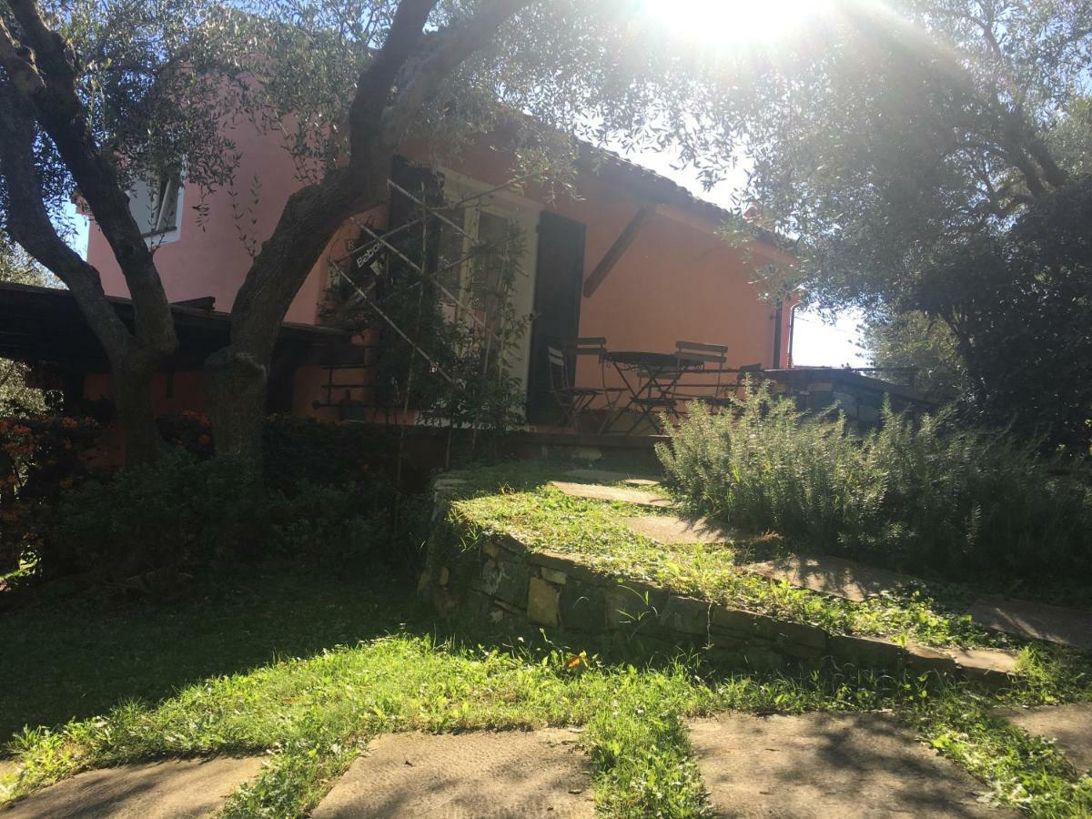 La Casa Di Fedra Βίλα Imperia Εξωτερικό φωτογραφία